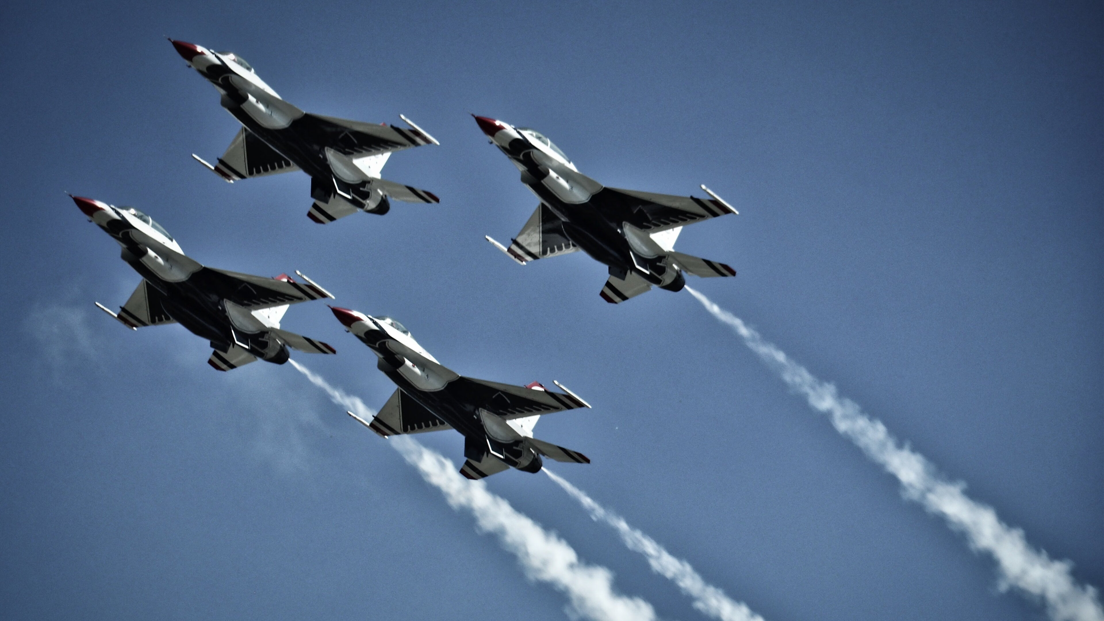 开云体育中国-巨星与团队的交响，塔图姆主宰战局，上海队逆袭灰熊